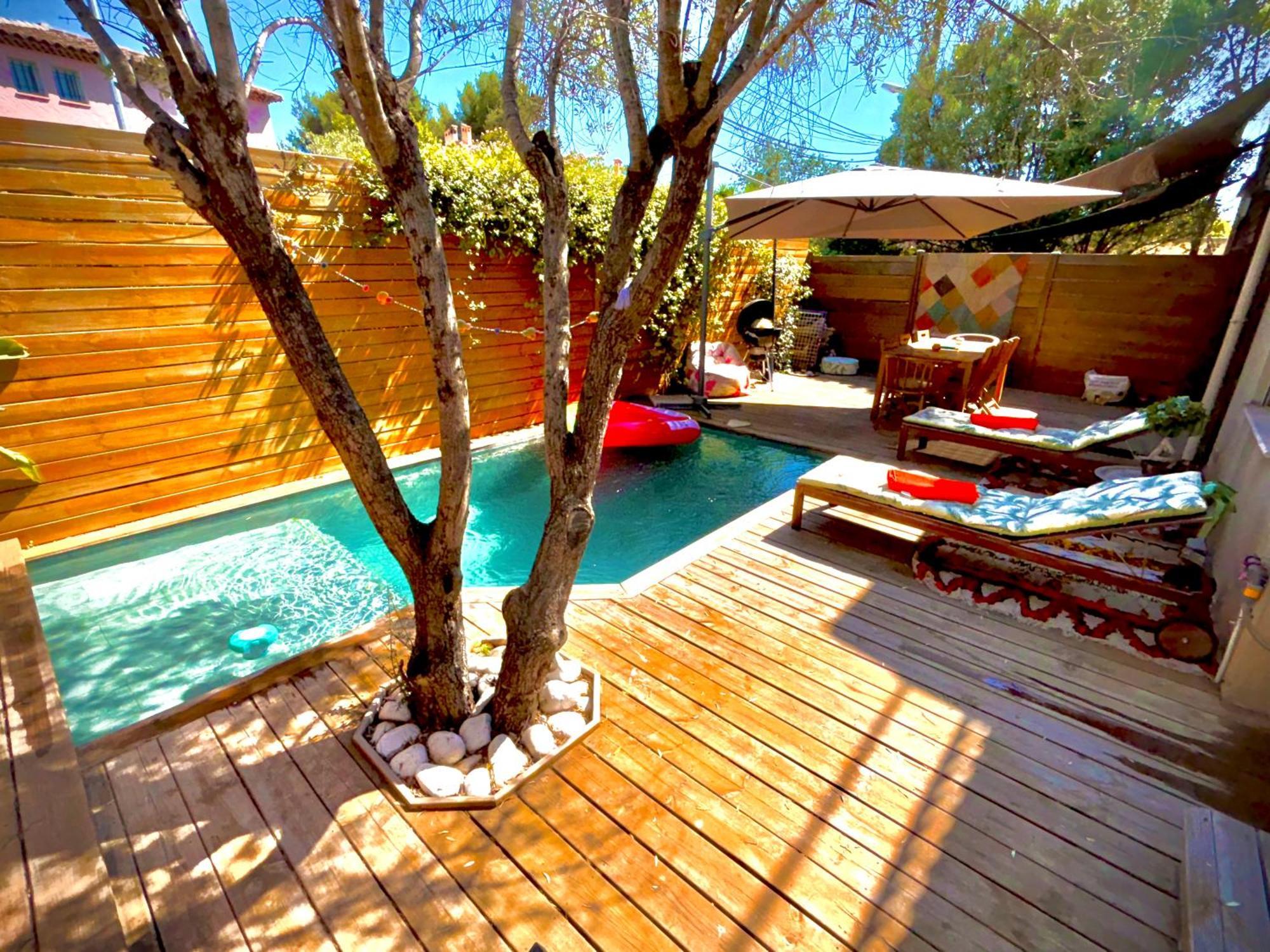 Maison Avec Piscine Et Jacuzzi Proche Des Plages Tulon Zewnętrze zdjęcie